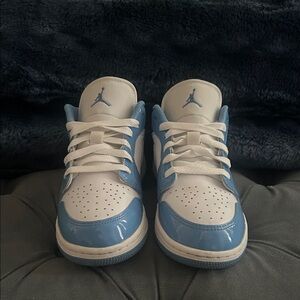 Air Jordan 1 Low SE 'Legend Blue'